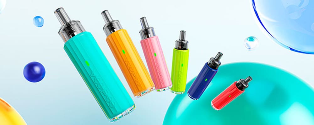 На зображенні представлена серія одноразових POD-систем Voopoo з яскравим дизайном та зручною формою, які доступні за ціною та популярні серед клієнтів вейп-магазинів.